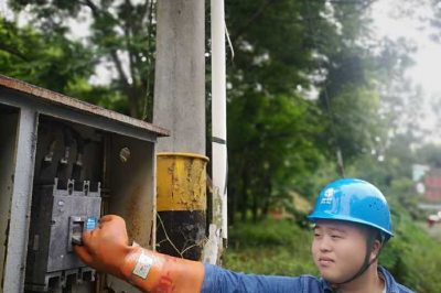 配合政府違建房屋拆遷  做好拆遷區(qū)域安全用電管理 配合政府違建房屋拆遷  做好拆遷區(qū)域安全用電管理