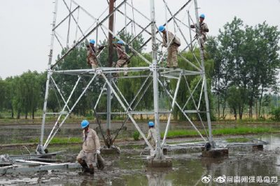 姜堰供電公司組織源怡新建35千伏線施工 姜堰供電公司組織源怡新建35千伏線施工