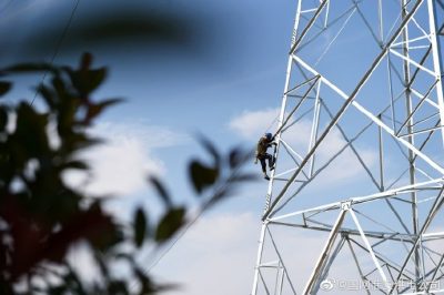 漣水供電公司:全力架設(shè)線路 助力高鐵建設(shè) 漣水供電公司:全力架設(shè)線路 助力高鐵建設(shè)