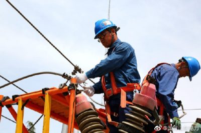 平度供電公司對(duì)華里變電站進(jìn)行增容 平度供電公司對(duì)華里變電站進(jìn)行增容