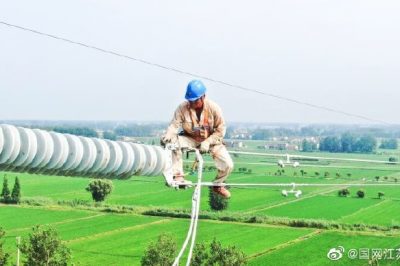 江蘇電力冒高溫220千伏秦郵至高郵牽引站線路工程 江蘇電力冒高溫220千伏秦郵至高郵牽引站線路工程