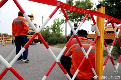 10千伏大戶線、10千伏南環(huán)線開展直線改耐張并加裝開關(guān)作業(yè)