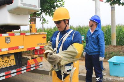 10千伏金泉線85號(hào)桿為牛泉鎮(zhèn)南劉家莊村機(jī)井灌溉設(shè)施接火送電 10千伏金泉線85號(hào)桿為牛泉鎮(zhèn)南劉家莊村機(jī)井灌溉設(shè)施接火送電