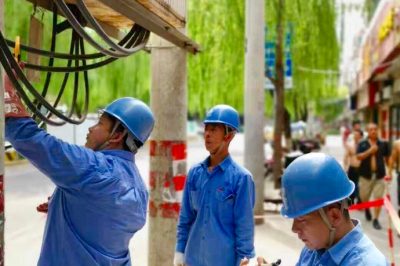 長(zhǎng)安區(qū)供電公司展開高溫天氣用電設(shè)備特巡 長(zhǎng)安區(qū)供電公司展開高溫天氣用電設(shè)備特巡