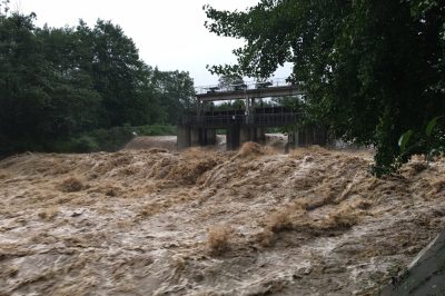 特大暴雨襲蓉，成都供電公司趕赴多地災(zāi)區(qū)搶修