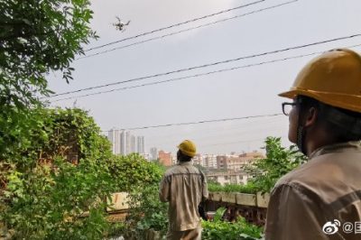 重慶市區(qū)供電公司110千伏線路開展特殊巡視 重慶市區(qū)供電公司110千伏線路開展特殊巡視