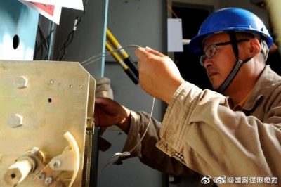 35千伏淮河變電站秋季檢修工作 35千伏淮河變電站秋季檢修工作