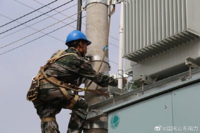 臨沂供電公司對東張嶺村新上400千伏安變壓器一臺 臨沂供電公司對東張嶺村新上400千伏安變壓器一臺