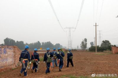 武陟縣供電公司對(duì)10千伏三陽(yáng)南線進(jìn)行檢修 武陟縣供電公司對(duì)10千伏三陽(yáng)南線進(jìn)行檢修