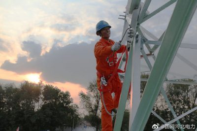 河北衡水境內(nèi)陳田村電力鐵塔安裝 河北衡水境內(nèi)陳田村電力鐵塔安裝