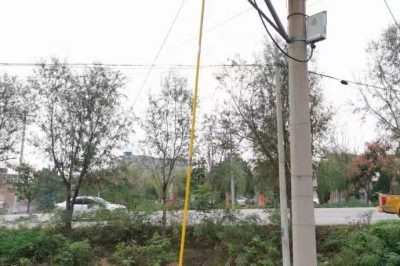臨潼區(qū)供電公司10千伏線路169行者線41號桿更換絲具金具 臨潼區(qū)供電公司10千伏線路169行者線41號桿更換絲具金具