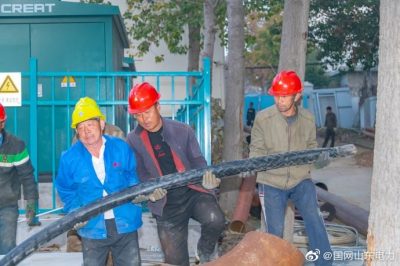 10千伏科委二線進(jìn)行線路改造工作 10千伏科委二線進(jìn)行線路改造工作