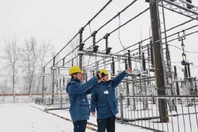 聊城供電公司組織開展雪中特巡工作 聊城供電公司組織開展雪中特巡工作