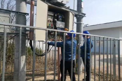 張格莊鎮(zhèn)衛(wèi)生院配電變壓器進行測溫檢查 張格莊鎮(zhèn)衛(wèi)生院配電變壓器進行測溫檢查