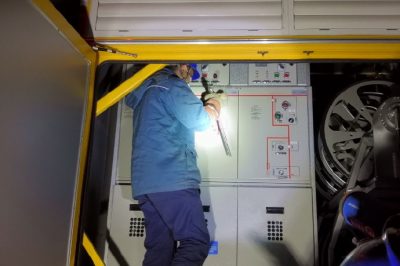 線路遷改施工 發(fā)電車并網(wǎng)保電 線路遷改施工 發(fā)電車并網(wǎng)保電