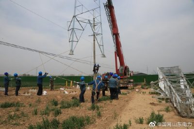 35千伏東張線遷改工程現(xiàn)場 35千伏東張線遷改工程現(xiàn)場