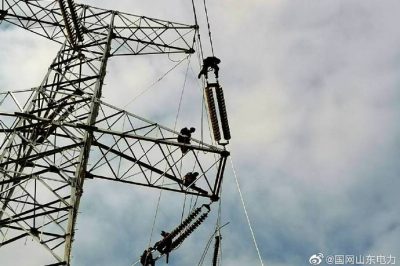 天辰齊翔己二腈線路遷改工程現(xiàn)場 天辰齊翔己二腈線路遷改工程現(xiàn)場