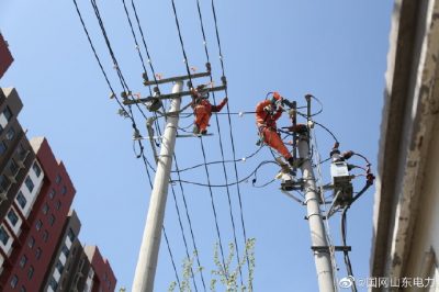 濱城區(qū)供電公司對(duì)10千伏郭王線進(jìn)行線路檢修 濱城區(qū)供電公司對(duì)10千伏郭王線進(jìn)行線路檢修