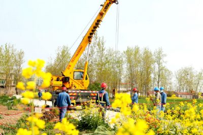 加快貧困村電網(wǎng)改造  決勝脫貧攻堅(jiān)戰(zhàn) 加快貧困村電網(wǎng)改造  決勝脫貧攻堅(jiān)戰(zhàn)