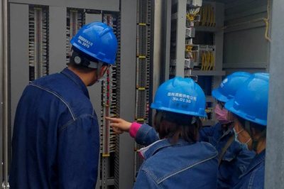 中斷路器、邊斷路器智能匯控柜驗收