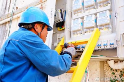 更換16只計量箱保障供電安全 更換16只計量箱保障供電安全