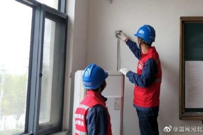 保供電供電蜀黍為“小神獸”歸園保駕護航 保供電供電蜀黍為“小神獸”歸園保駕護航