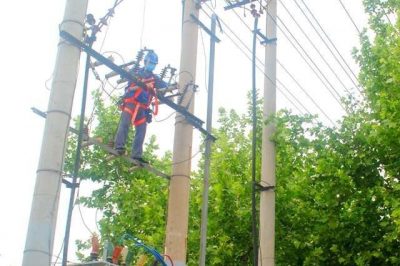 改造配電設(shè)備解決高峰用電問題 改造配電設(shè)備解決高峰用電問題