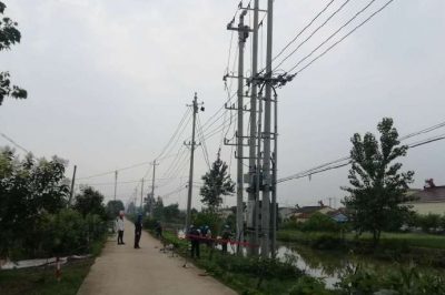 升級(jí)改造10千伏線(xiàn)路迎夏峰