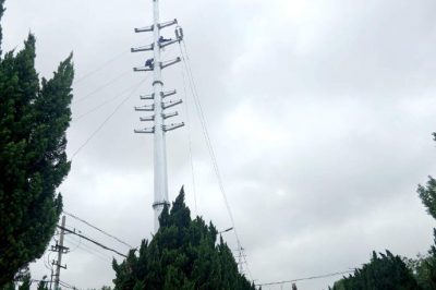 加緊施工快送電 趕在三伏天之前 加緊施工快送電 趕在三伏天之前