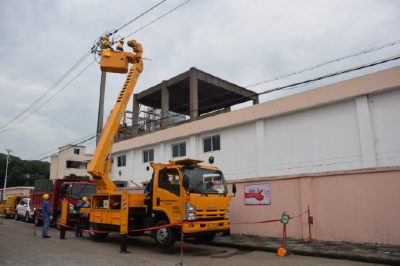 深化配網不停電作業(yè) 提升供電可靠性 深化配網不停電作業(yè) 提升供電可靠性