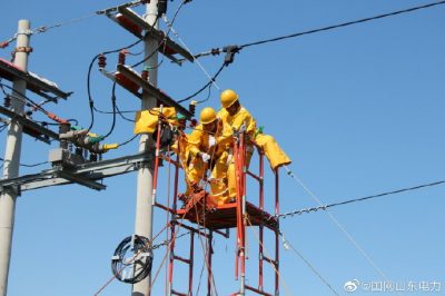 對(duì)10千伏南弘線進(jìn)行帶電更換電壓互感器作業(yè) 對(duì)10千伏南弘線進(jìn)行帶電更換電壓互感器作業(yè)