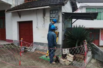 更換破舊表箱，推進(jìn)美麗鄉(xiāng)村建設(shè)