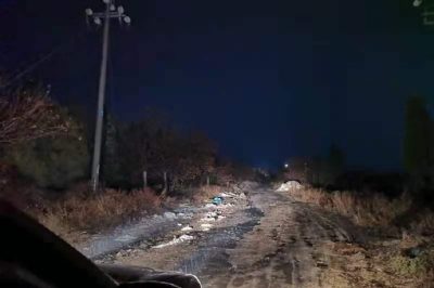 營配二班運維人員夜間測溫發(fā)現線路有發(fā)熱