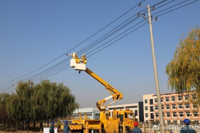 帶電消缺不停歇 確?？蛻艉糜秒? title=