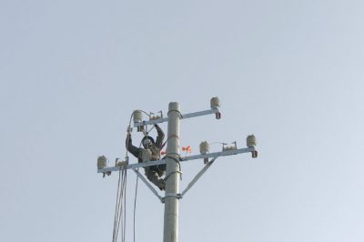 對110千伏淮鎮(zhèn)站10千伏新建線路架設(shè)導(dǎo)線 對110千伏淮鎮(zhèn)站10千伏新建線路架設(shè)導(dǎo)線
