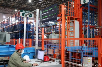 使用倉儲(chǔ)作業(yè)自動(dòng)化貨架完成3臺(tái)成套設(shè)備出入庫操作