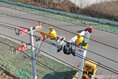 對10千伏開張線24號桿至36號桿進(jìn)行帶電消缺