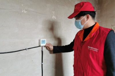 對轄區(qū)內煤改電用戶進行走訪，檢查取暖設備