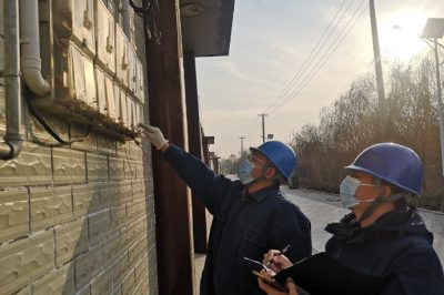 對(duì)低壓供電線路進(jìn)行巡視檢查