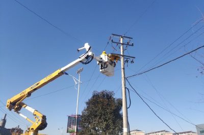 快速帶電搶修 確保線路可靠供電