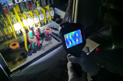 電力設備巡視測溫 節(jié)日守護萬家燈火