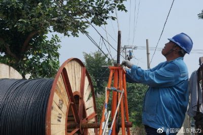 蛇窩泊鎮(zhèn)前柳家村低壓線(xiàn)路進(jìn)行延伸改造 蛇窩泊鎮(zhèn)前柳家村低壓線(xiàn)路進(jìn)行延伸改造