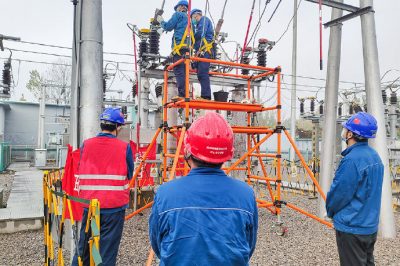 35千伏官莊變電站開展設(shè)備施工改造 35千伏官莊變電站開展設(shè)備施工改造